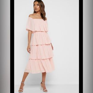 NWOT Coquette Accordian Style Off the Shoulder Light Pink Midi Dress